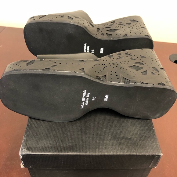 Via Spiga Black Leather Wedge Platform - Picture 5 of 7